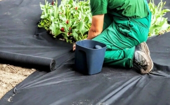 Объемная георешетка Вебер.Текс (сторона ячейки 210х210 мм, высота ребра 100 мм, площадь модуля 18,6 м2), ПЕРФОРИРОВАННАЯ.